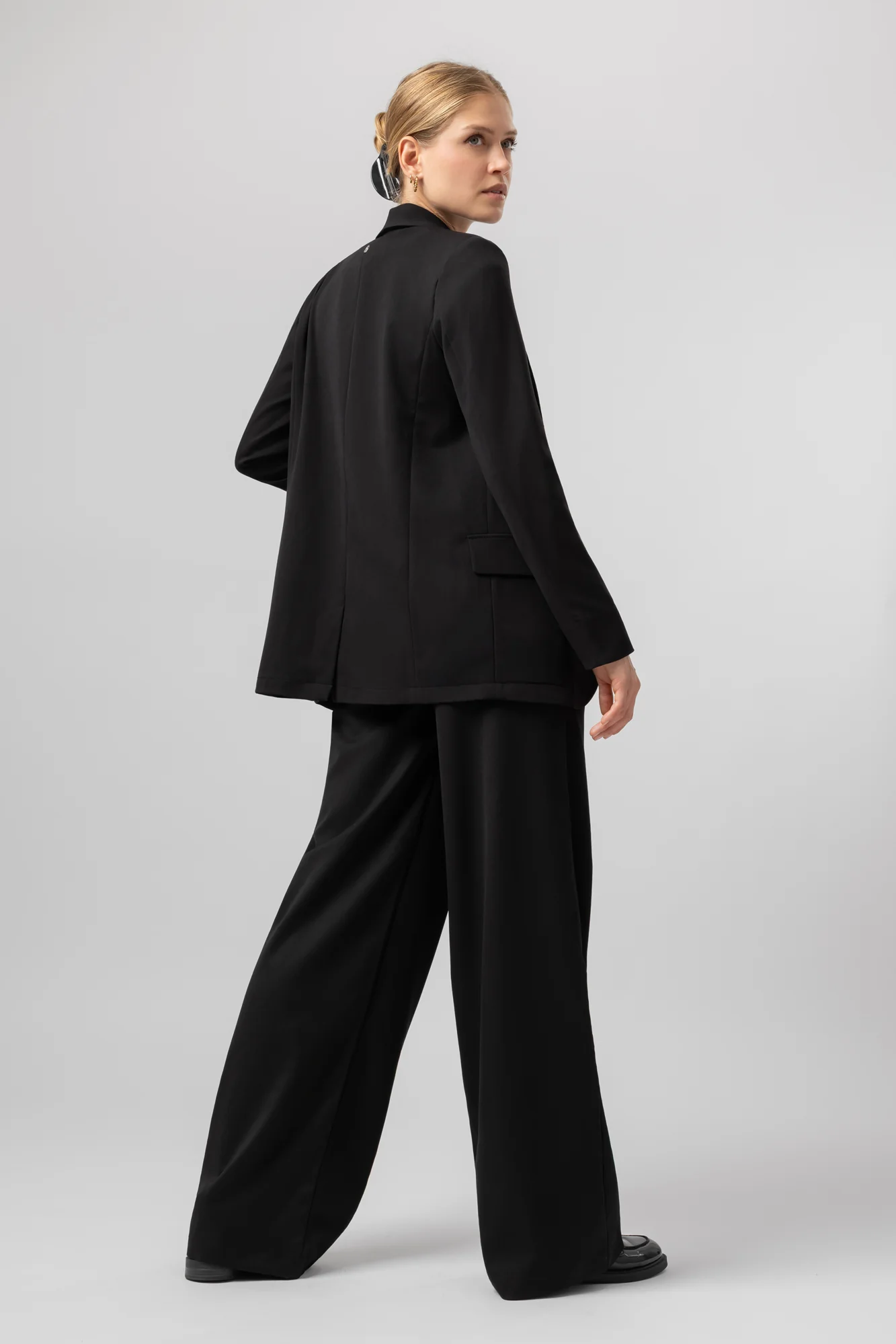 Blejzr ChicLine Lina - Image 7