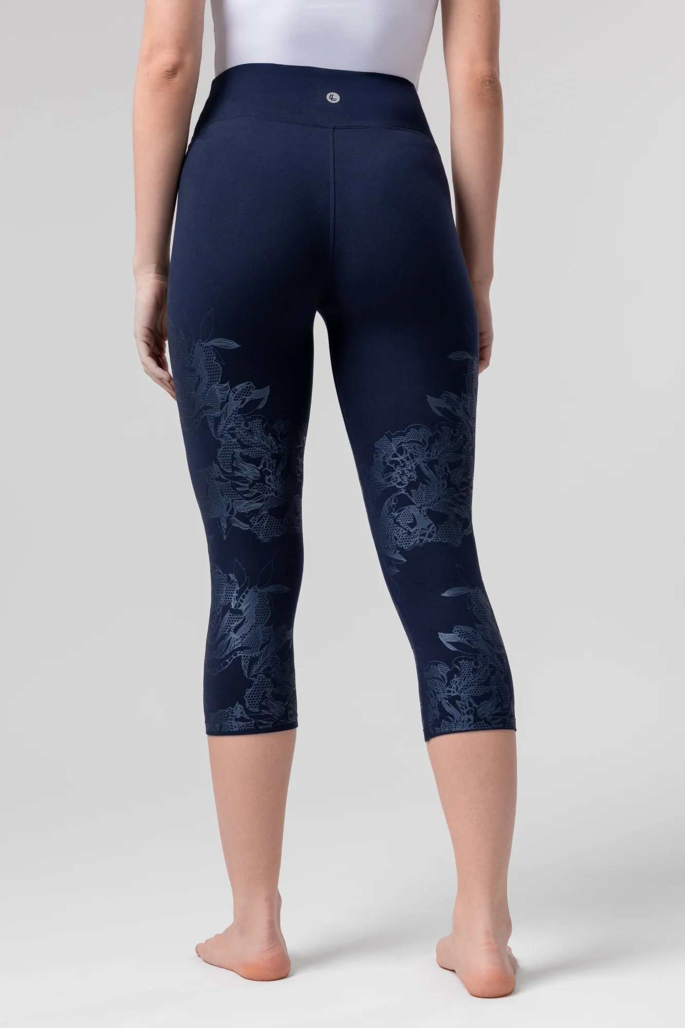 Capri Arbennik - Image 4