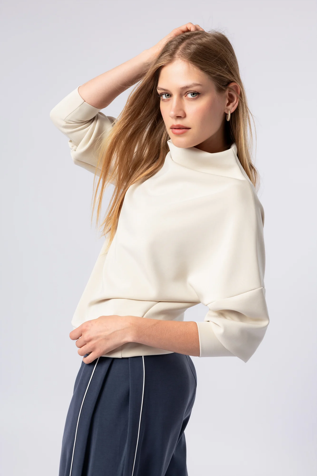 Pulovr ChicLine Zala - Image 3