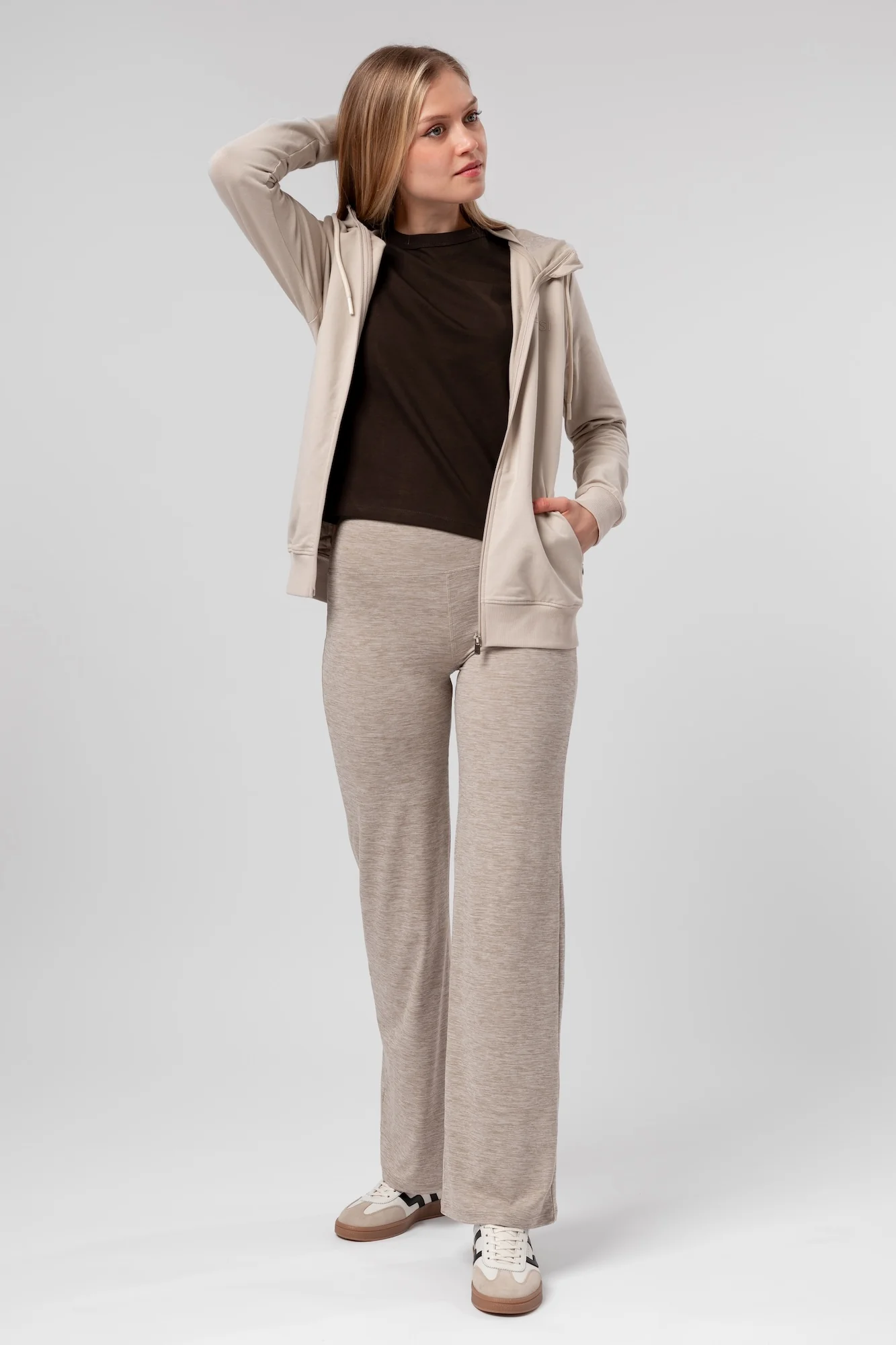 Jeanne - Image 7
