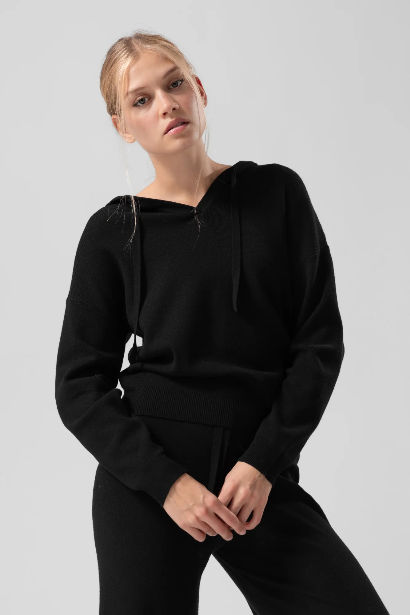 Úpletová mikina s kapucí Krysten - Image 2