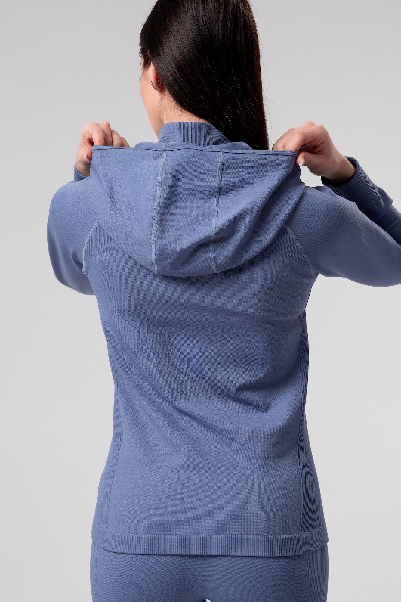 Mikina Seamless Move na zip Amelia - Image 4