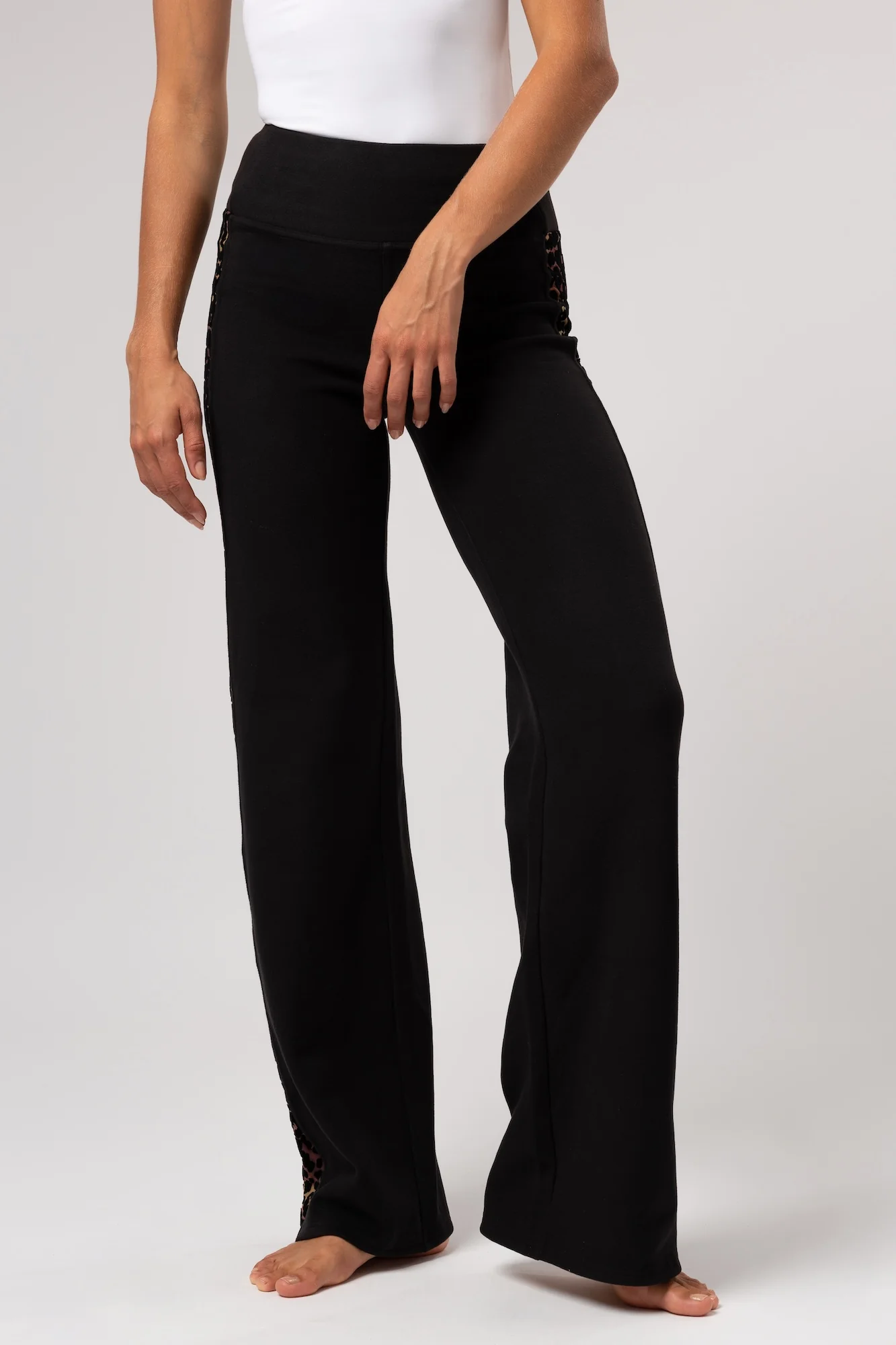 Supercomfort Relaxed Neri - Image 3