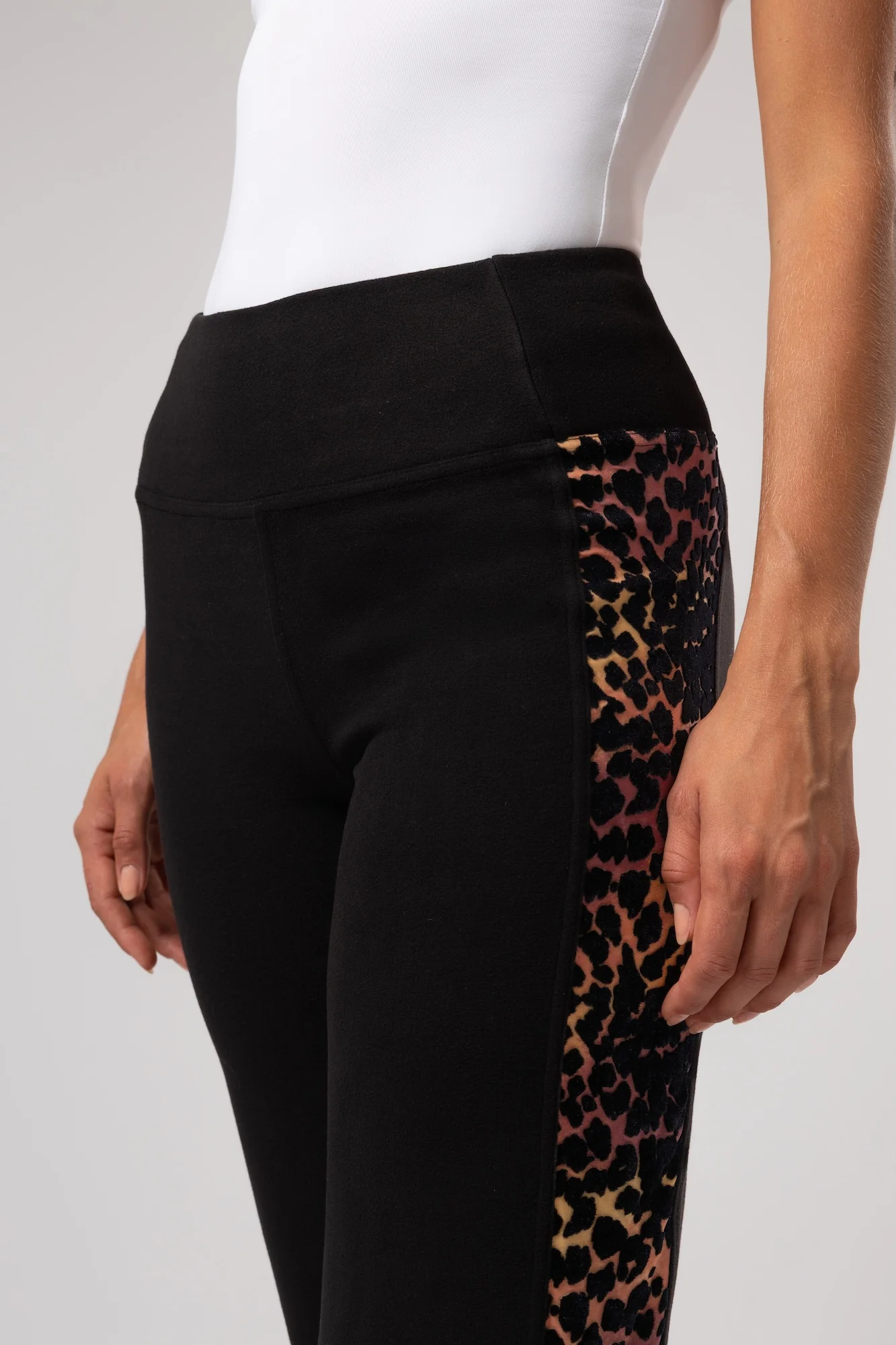 Supercomfort Relaxed Neri - Image 6