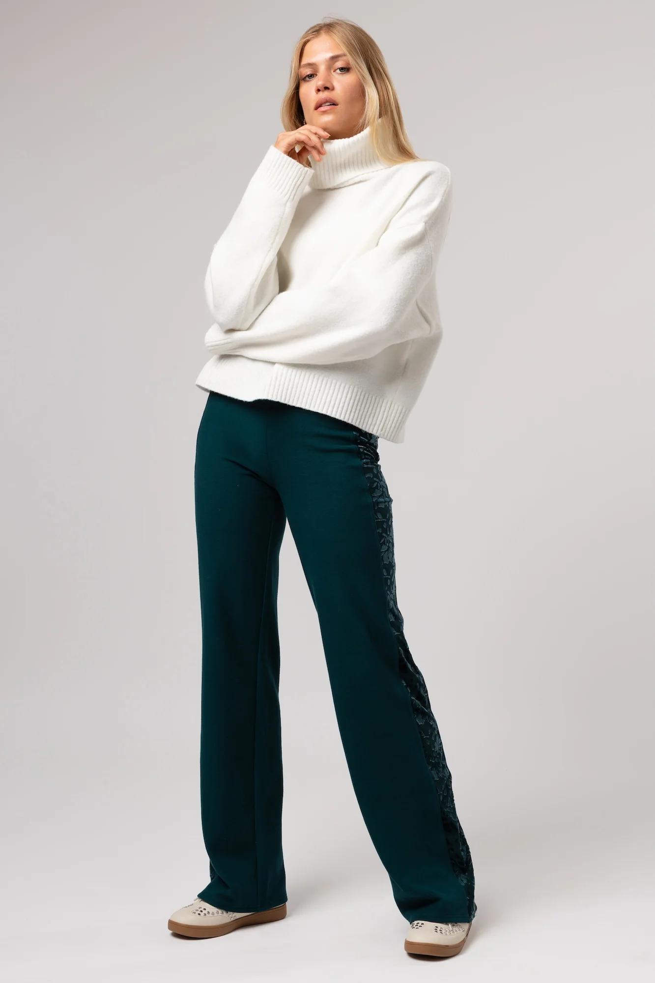 Supercomfort Relaxed Sangita - Image 7